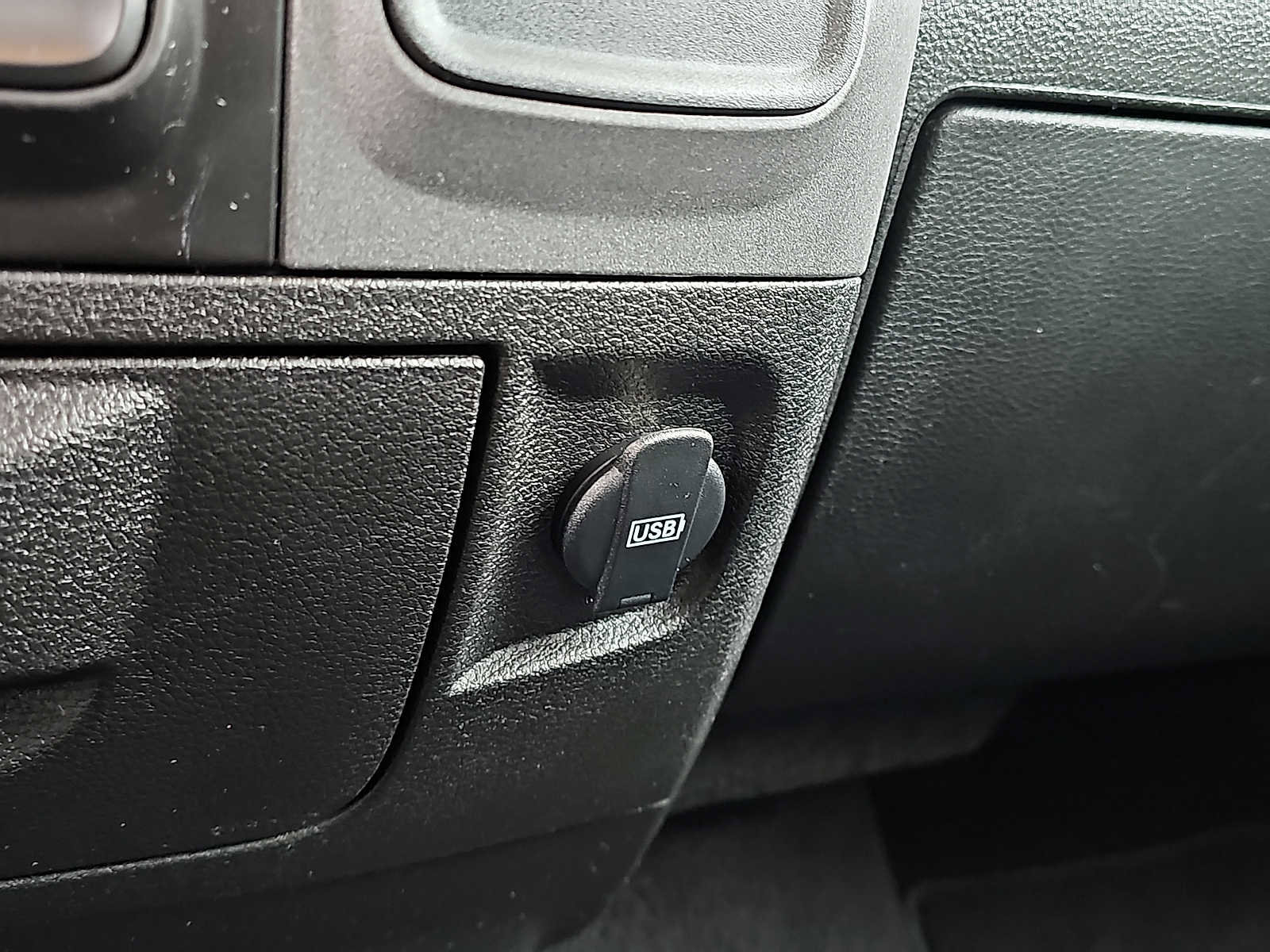 Used 2019 RAM 1500 Express w/ Express Value Package image 22