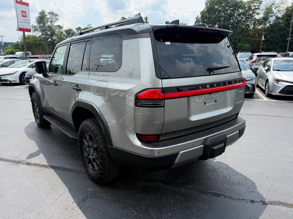 Used 2024 Lexus GX 550 AWD/4WD image 6
