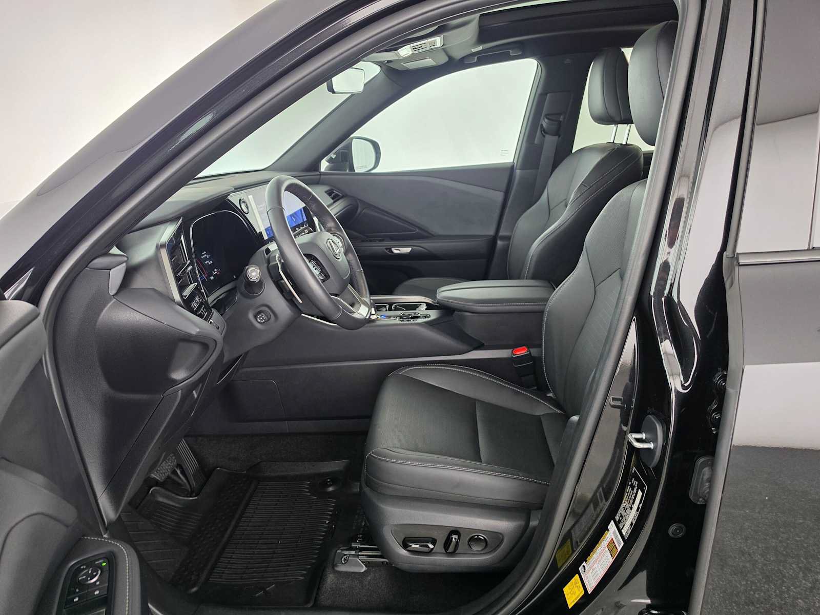 Certified 2026 Lexus TX 350 AWD w/ Technology Package image 22