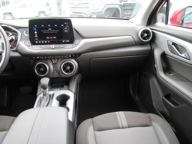 Certified 2024 Chevrolet Blazer LT w/ Convenience Package FWD image 14