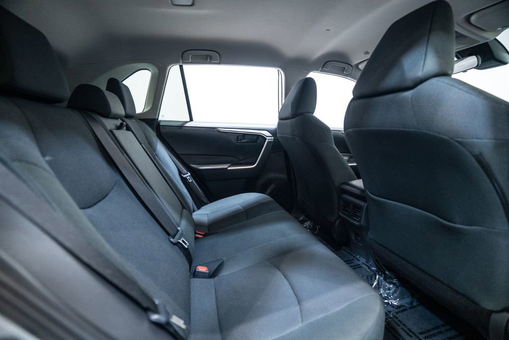 Used 2024 Toyota RAV4 LE image 30