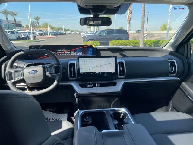 New 2026 Ford Expedition Active image 20