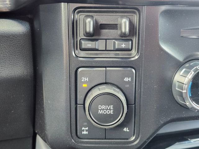 New 2026 Ford F250 Lariat w/ Chrome Package image 25