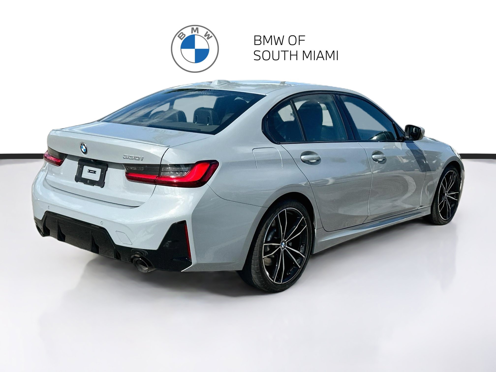 Certified 2023 BMW 330i Sedan w/ M Sport Package RWD image 7