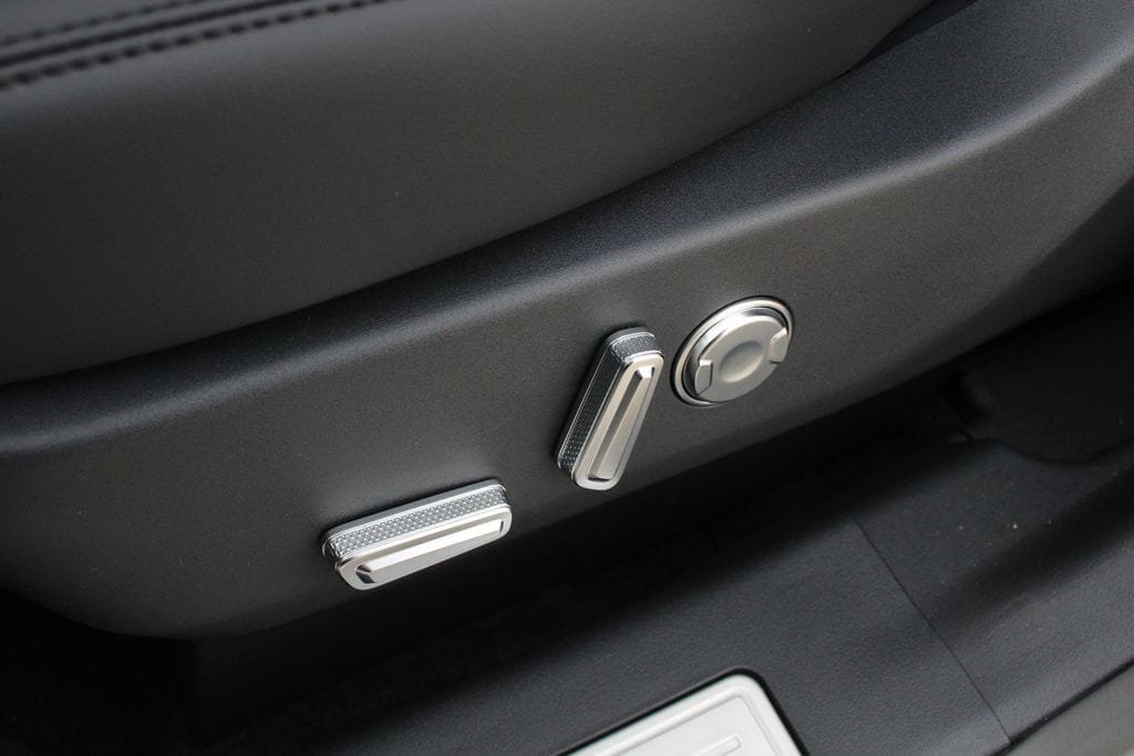 New 2026 Lincoln Nautilus Reserve AWD/4WD image 3