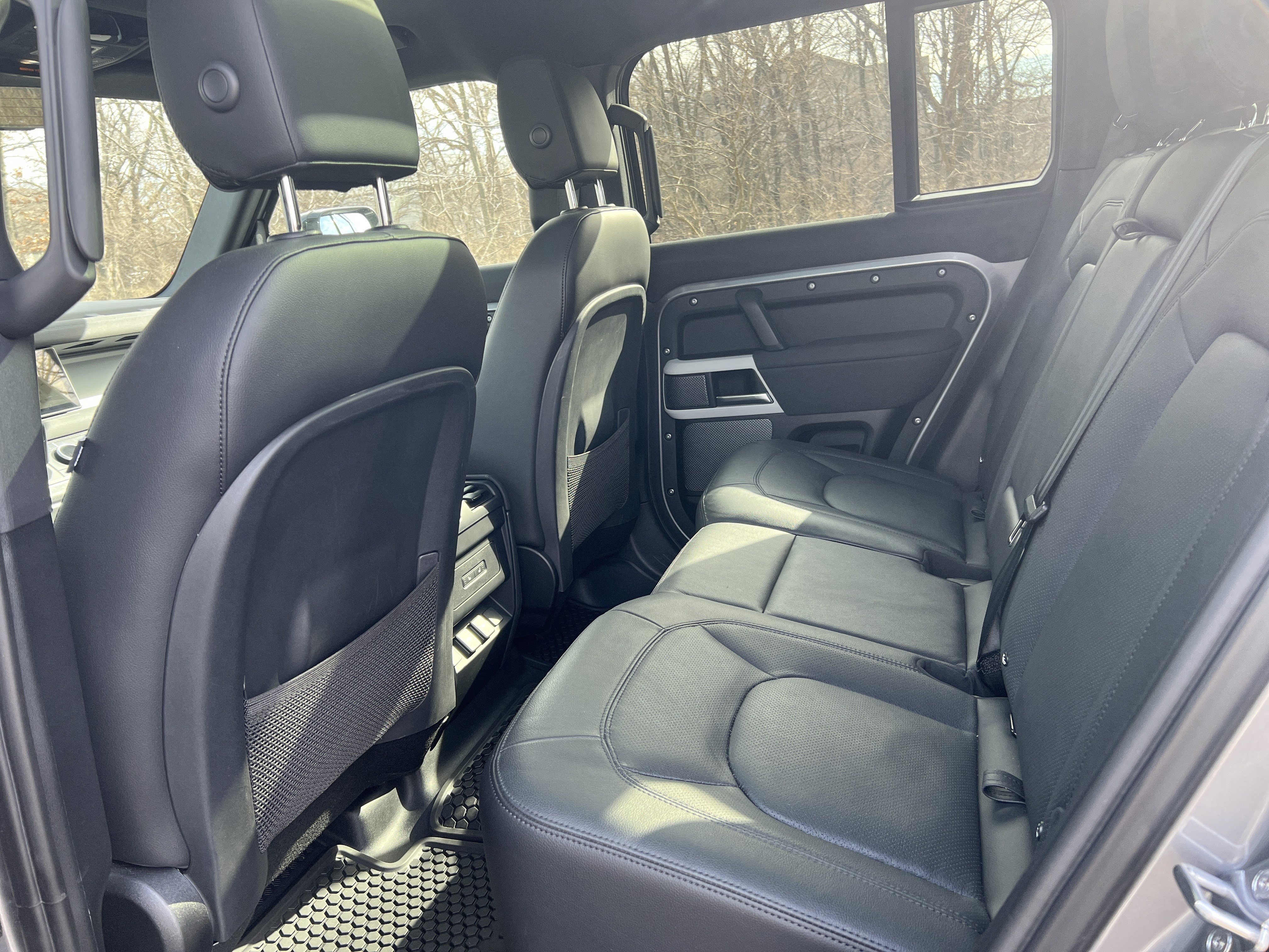 Certified 2023 Land Rover Defender 110 S image 28