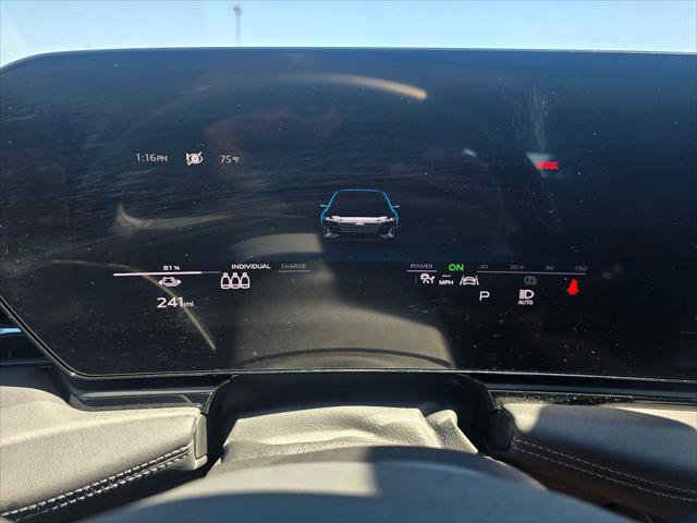 Used 2025 Audi A6 e-tron Premium Plus w/ Premium Plus AWD/4WD image 26