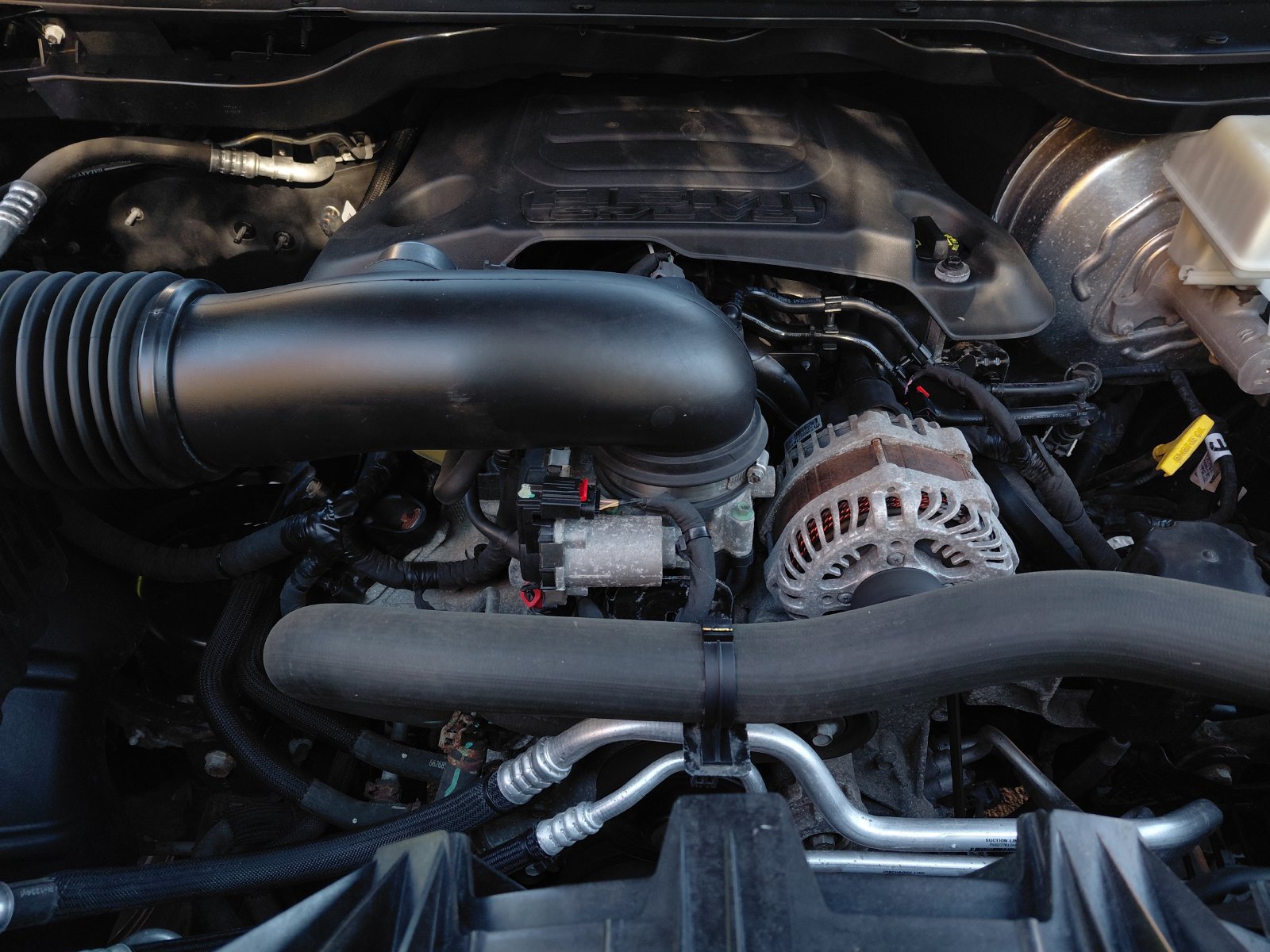 Used 2021 RAM 1500 Laramie AWD/4WD image 27