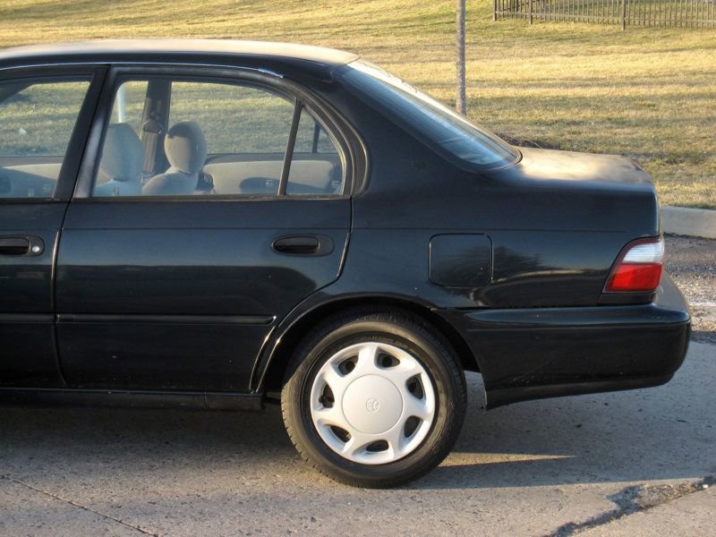 Used 1997 Toyota Corolla DX image 8