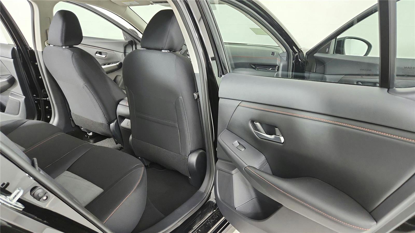Used 2024 Nissan Sentra SR w/ Trunk Package FWD image 74
