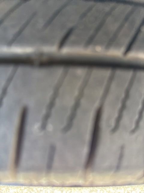 Used 2003 Pontiac Vibe w/ Power Group Value Package FWD image 4