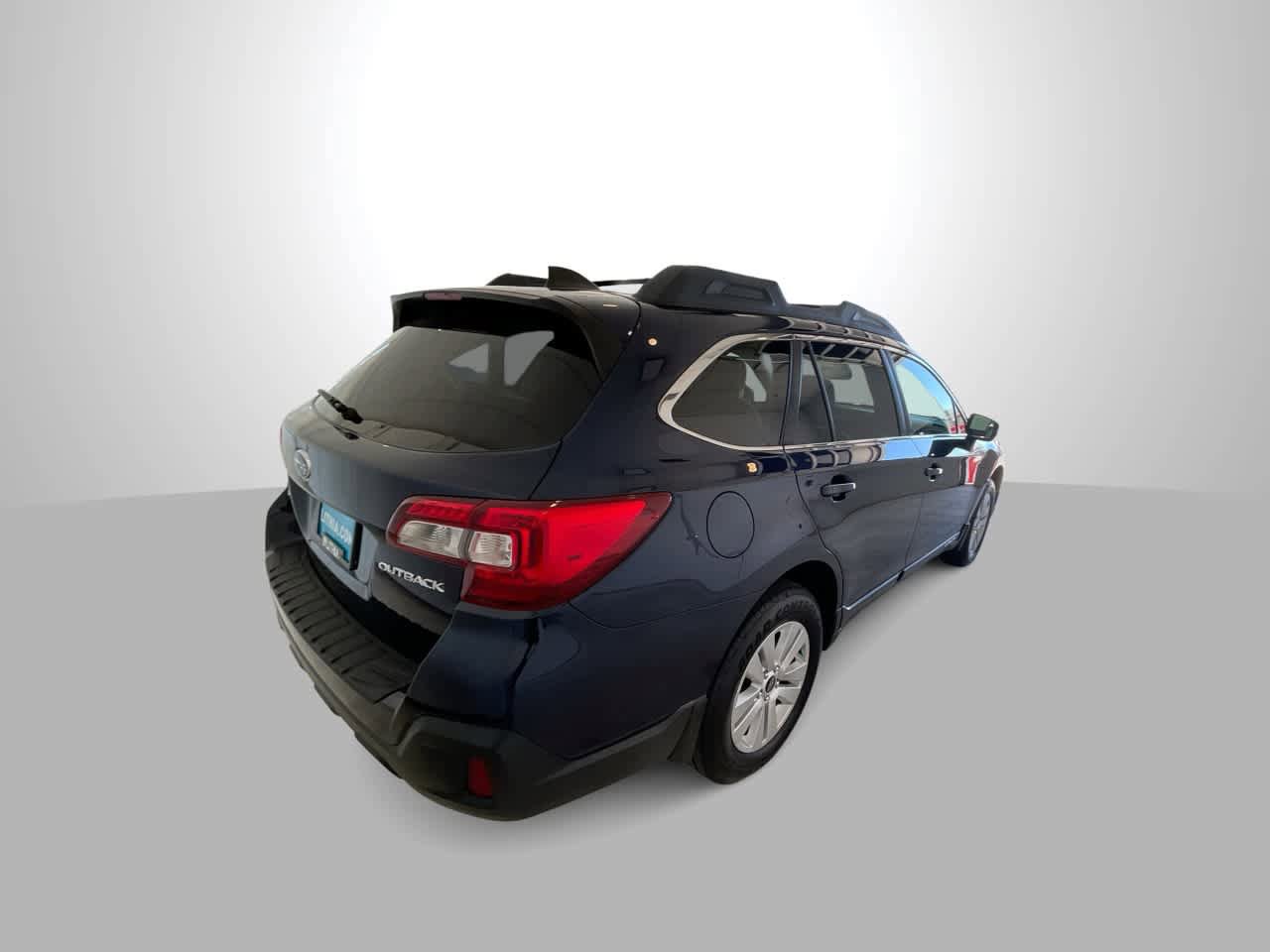 Used 2018 Subaru Outback 2.5i Premium AWD/4WD image 8