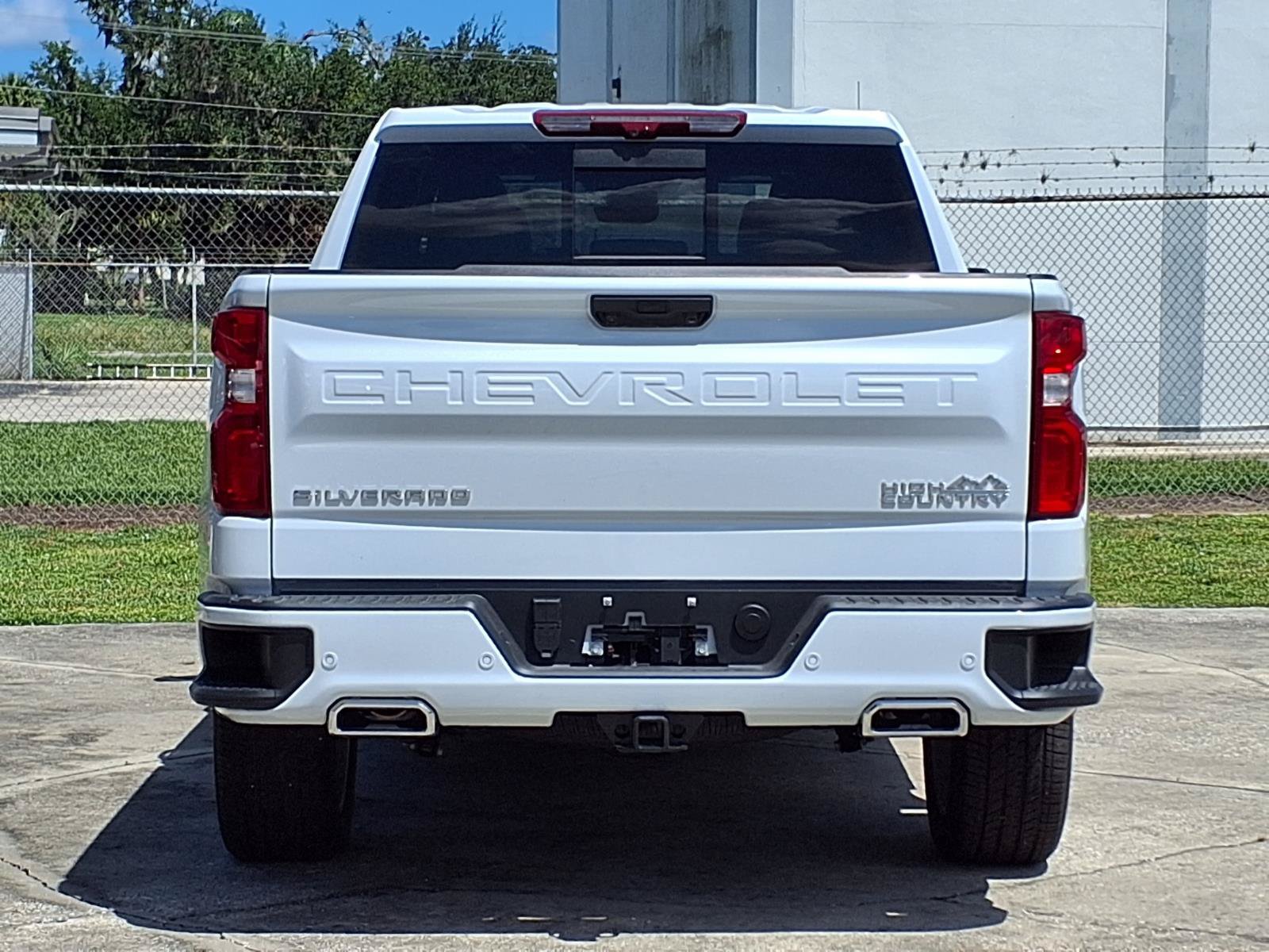 New 2026 Chevrolet Silverado 1500 High Country AWD/4WD image 5