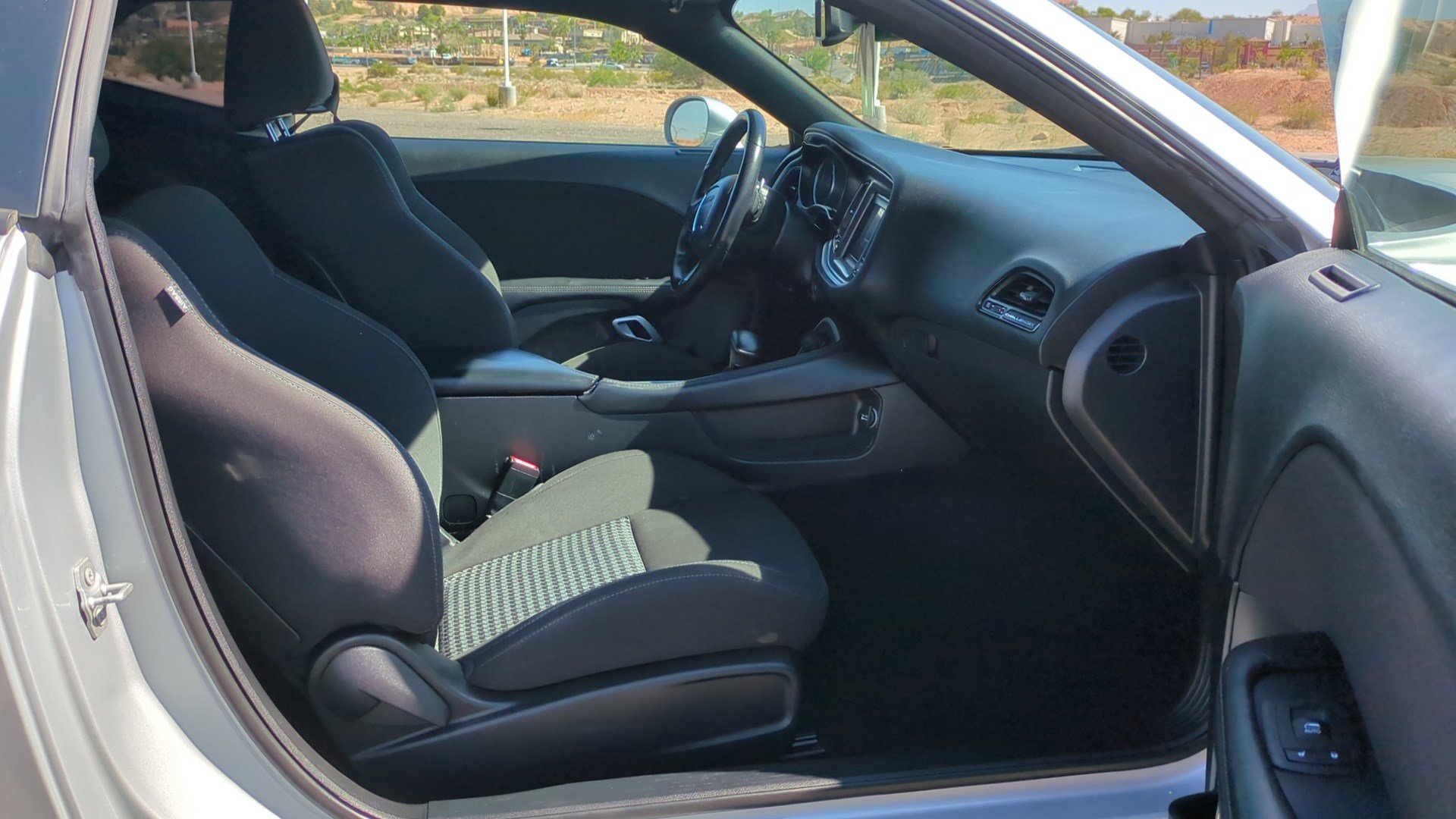 Used 2022 Dodge Challenger R/T image 29