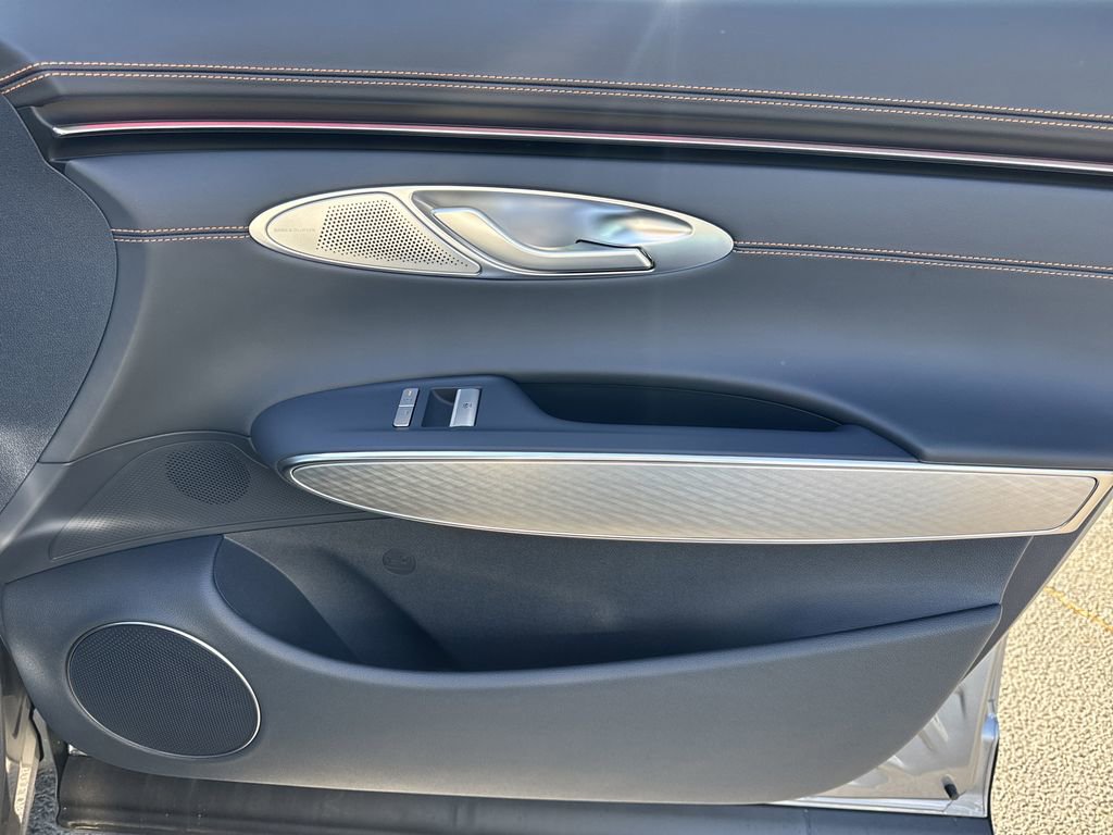 New 2026 Genesis GV70 2.5T Sport Prestige AWD/4WD image 14