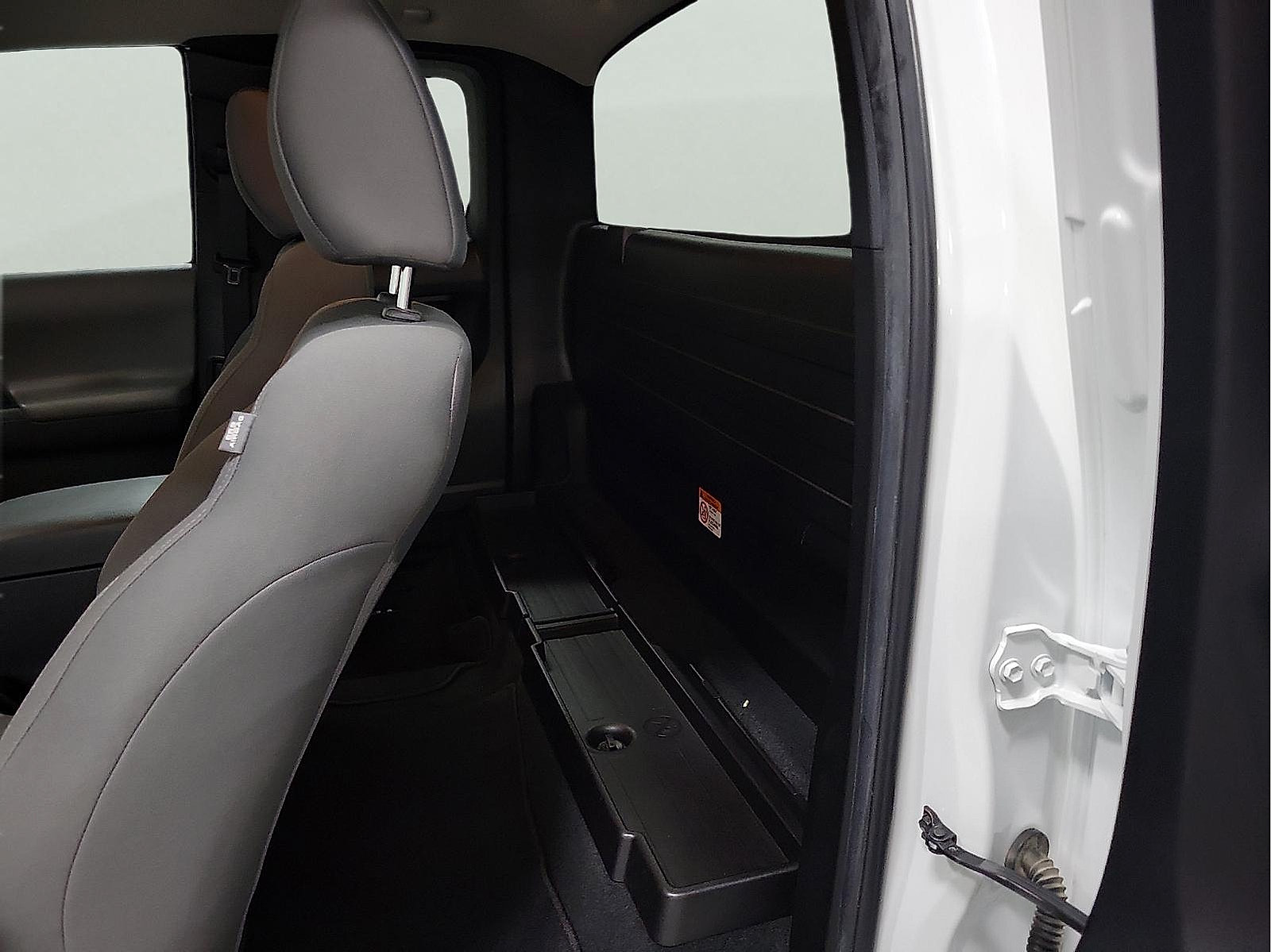 Certified 2023 Toyota Tacoma SR RWD image 9