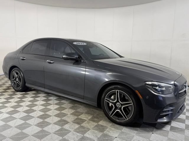 Used 2022 Mercedes-Benz E 350 Sedan image 9