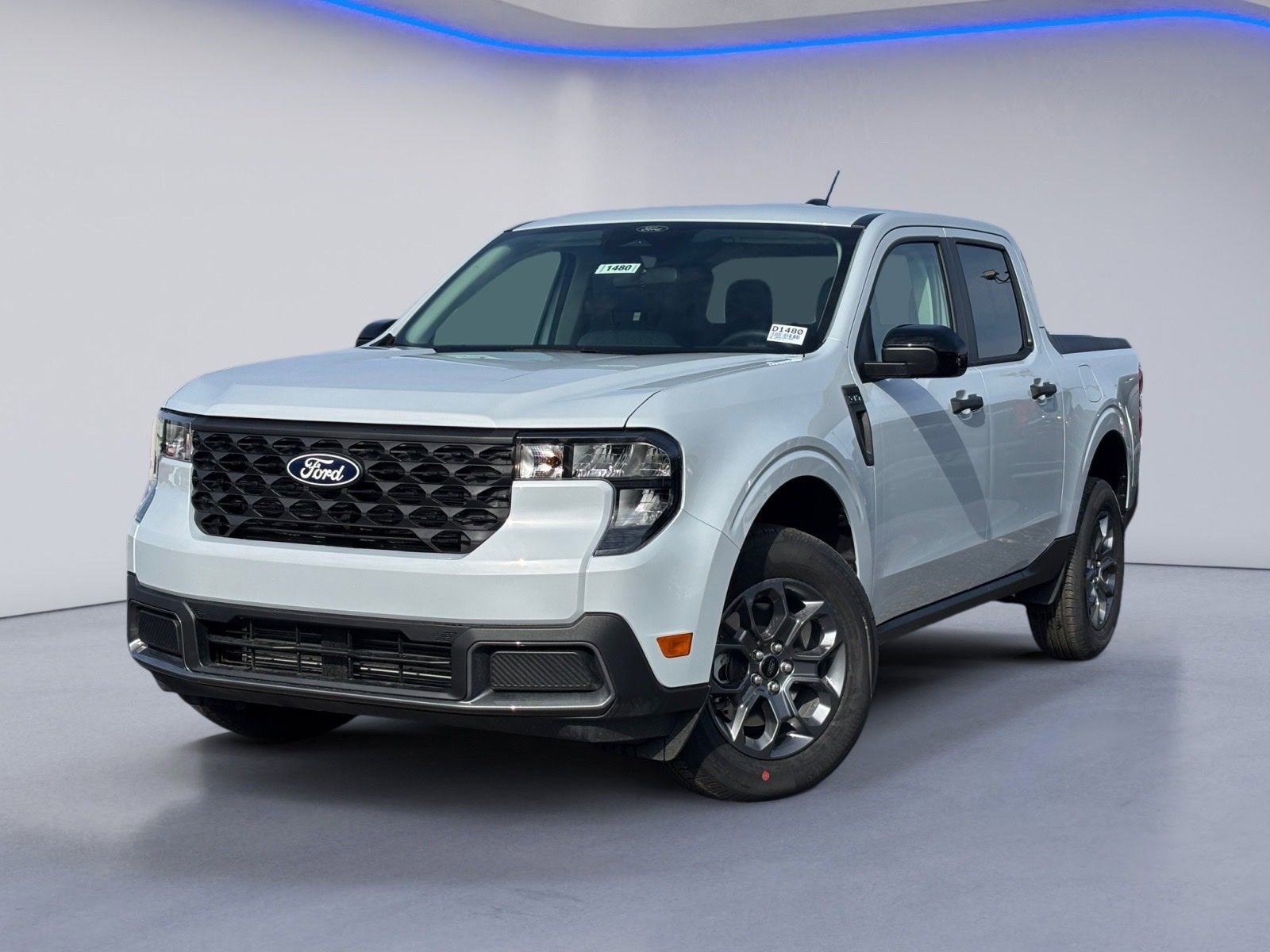 New 2026 Ford Maverick XLT w/ XLT Luxury Package FWD image 2