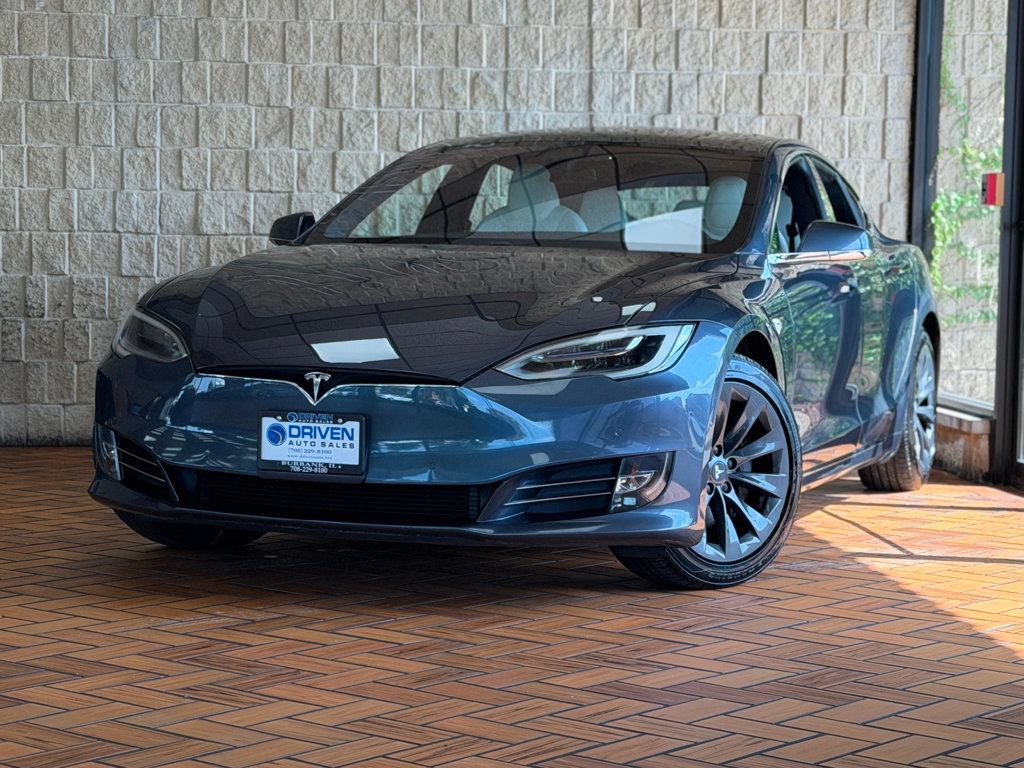 Used 2020 Tesla Model S Long Range Plus AWD/4WD image 2