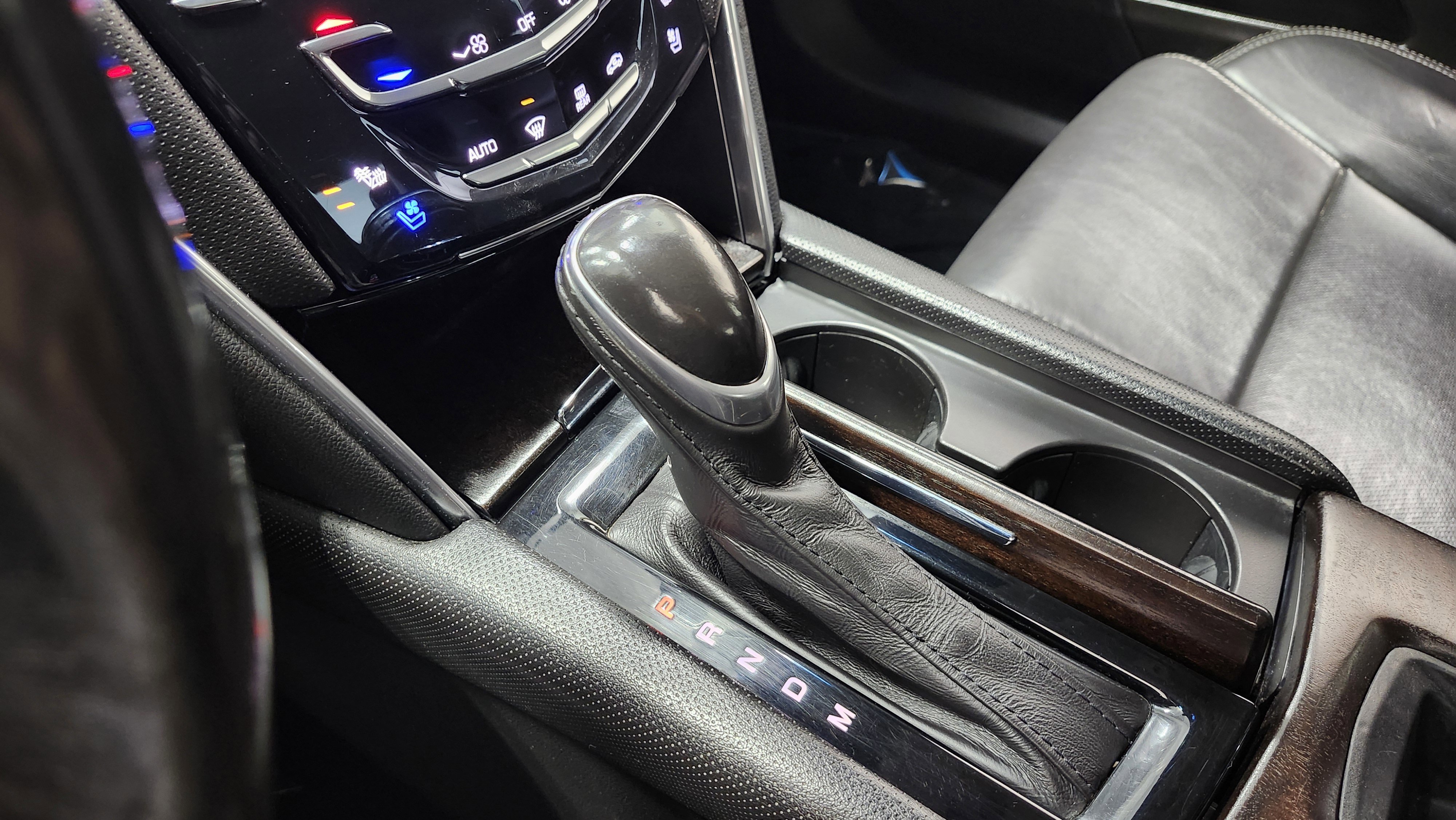 Used 2019 Cadillac XTS Luxury image 33