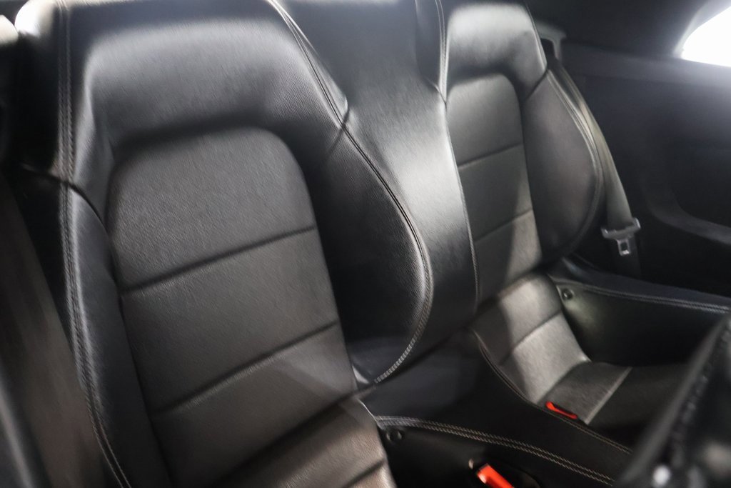Used 2020 Ford Mustang Premium image 12