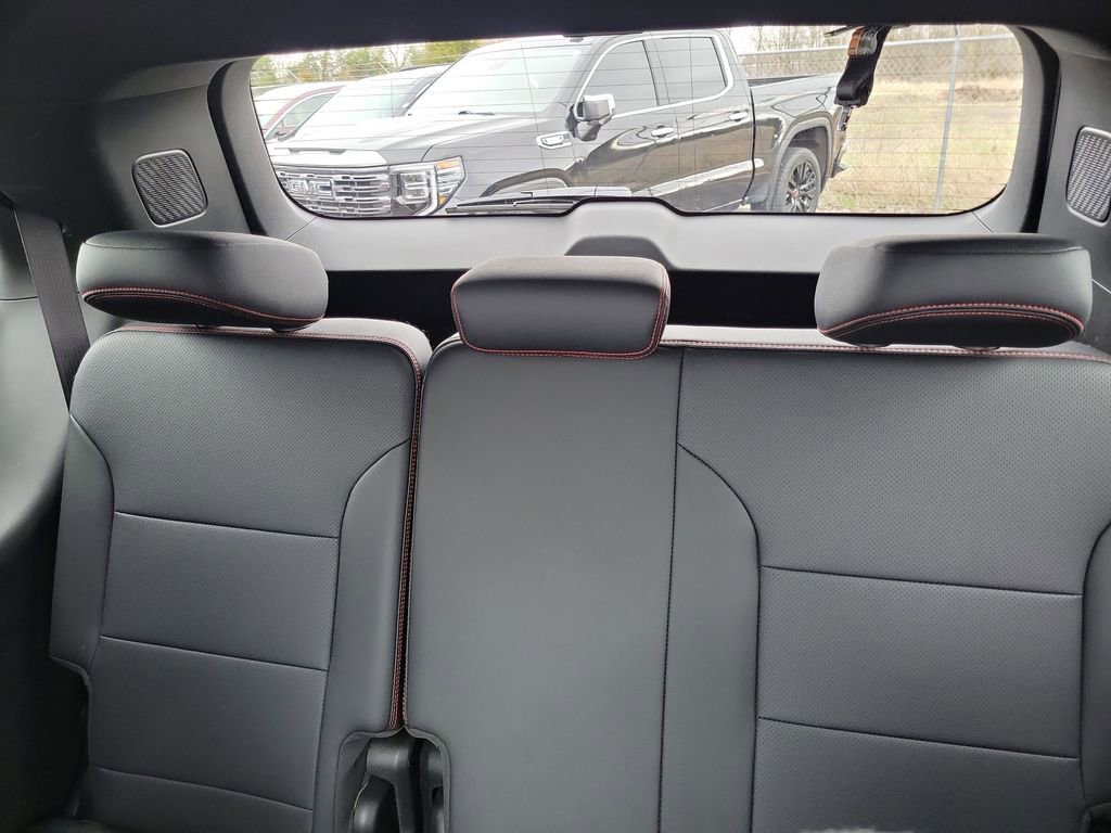 Certified 2024 Chevrolet Traverse RS image 34