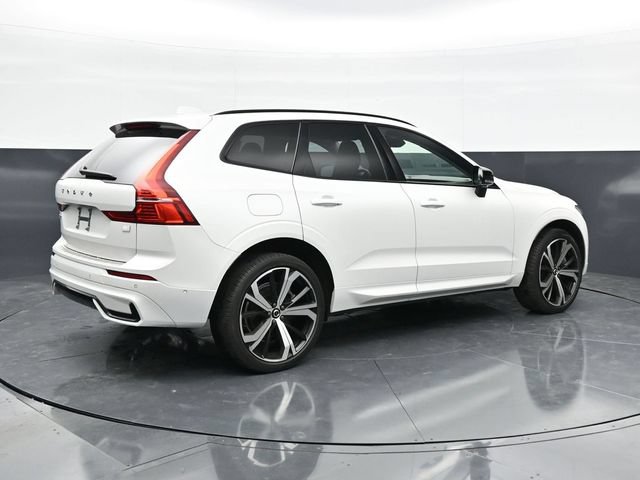Used 2024 Volvo XC60 T8 Ultimate w/ Climate Package AWD/4WD image 2