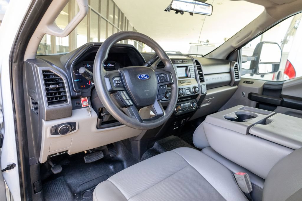 Used 2018 Ford F350 XL w/ Power Equipment Group AWD/4WD image 9