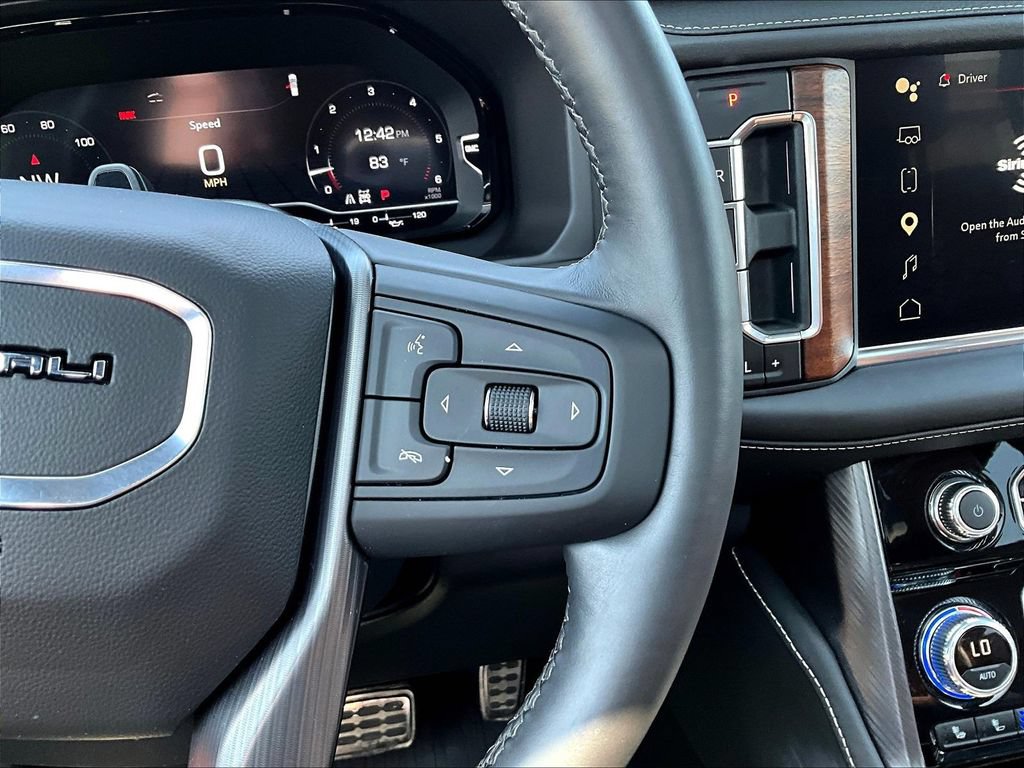 Used 2024 GMC Yukon Denali Ultimate AWD/4WD image 14