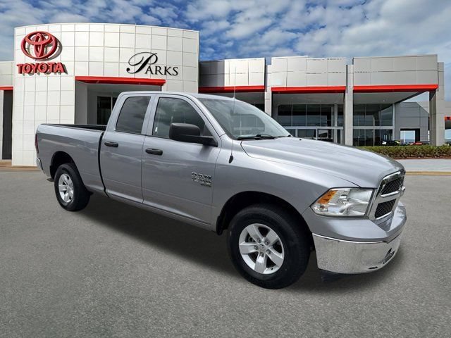 Used 2024 RAM 1500 Classic SLT AWD/4WD image 1