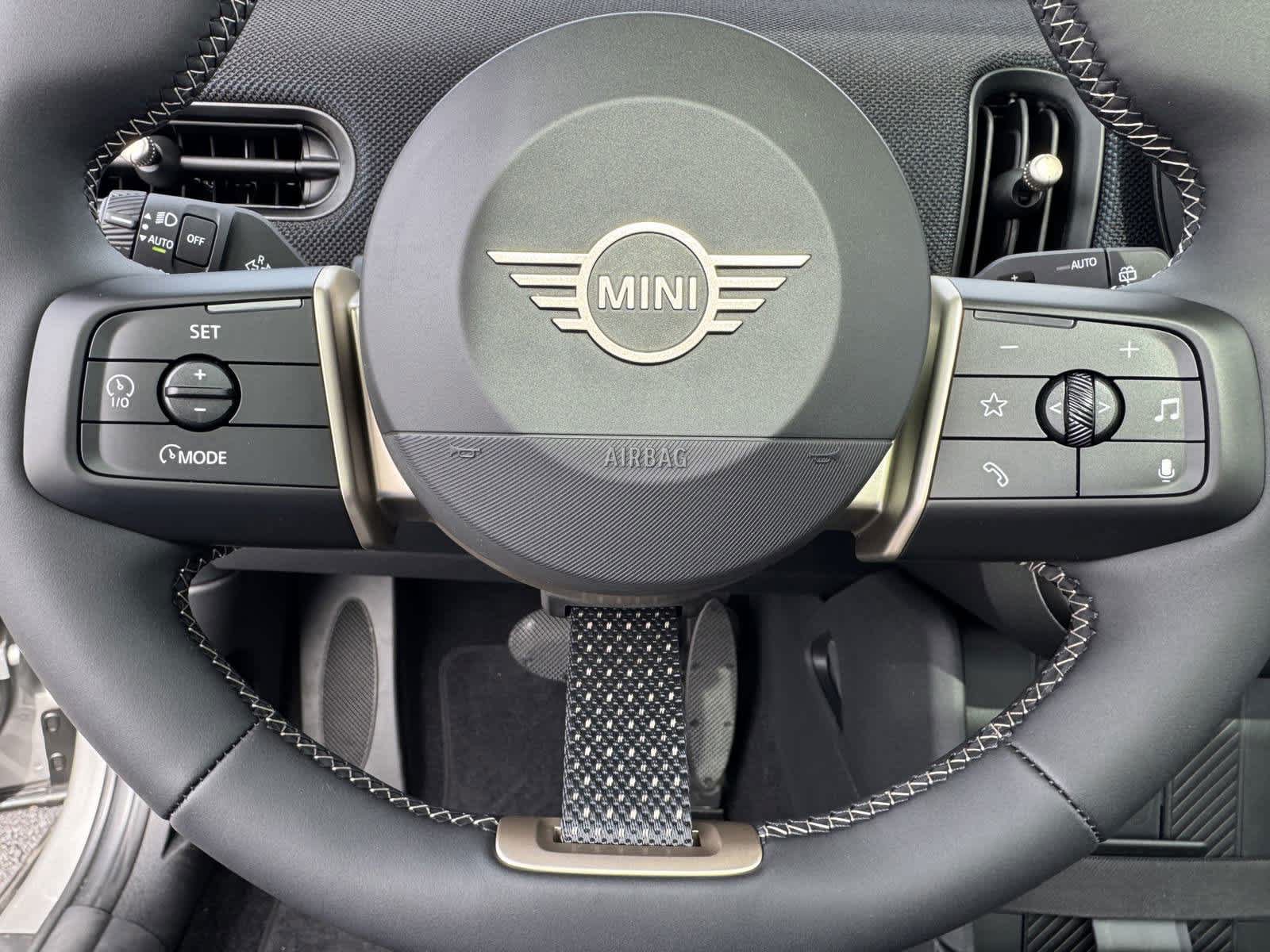 New 2025 MINI Cooper S FWD image 16