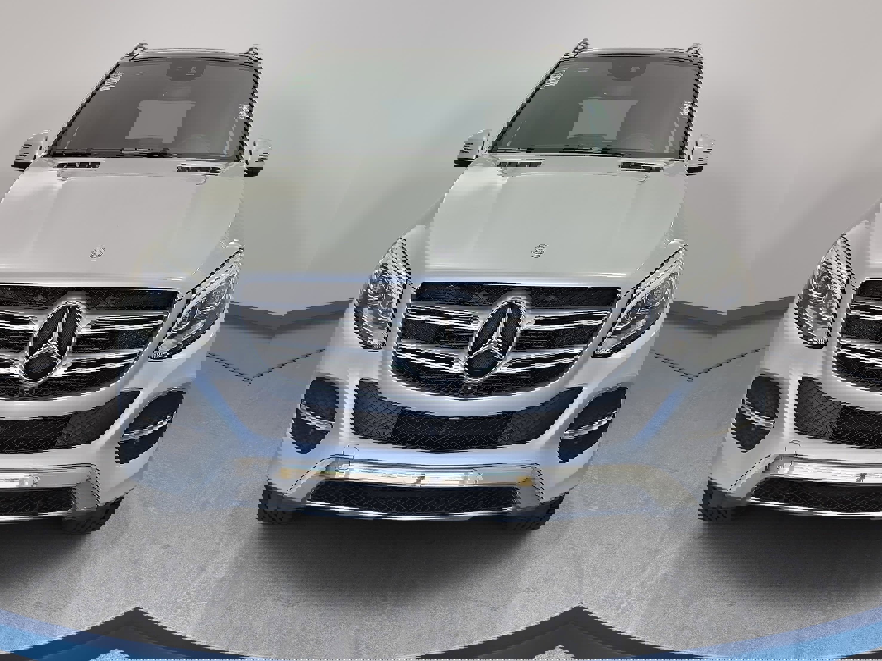 Used 2017 Mercedes-Benz GLE 350 4MATIC image 2