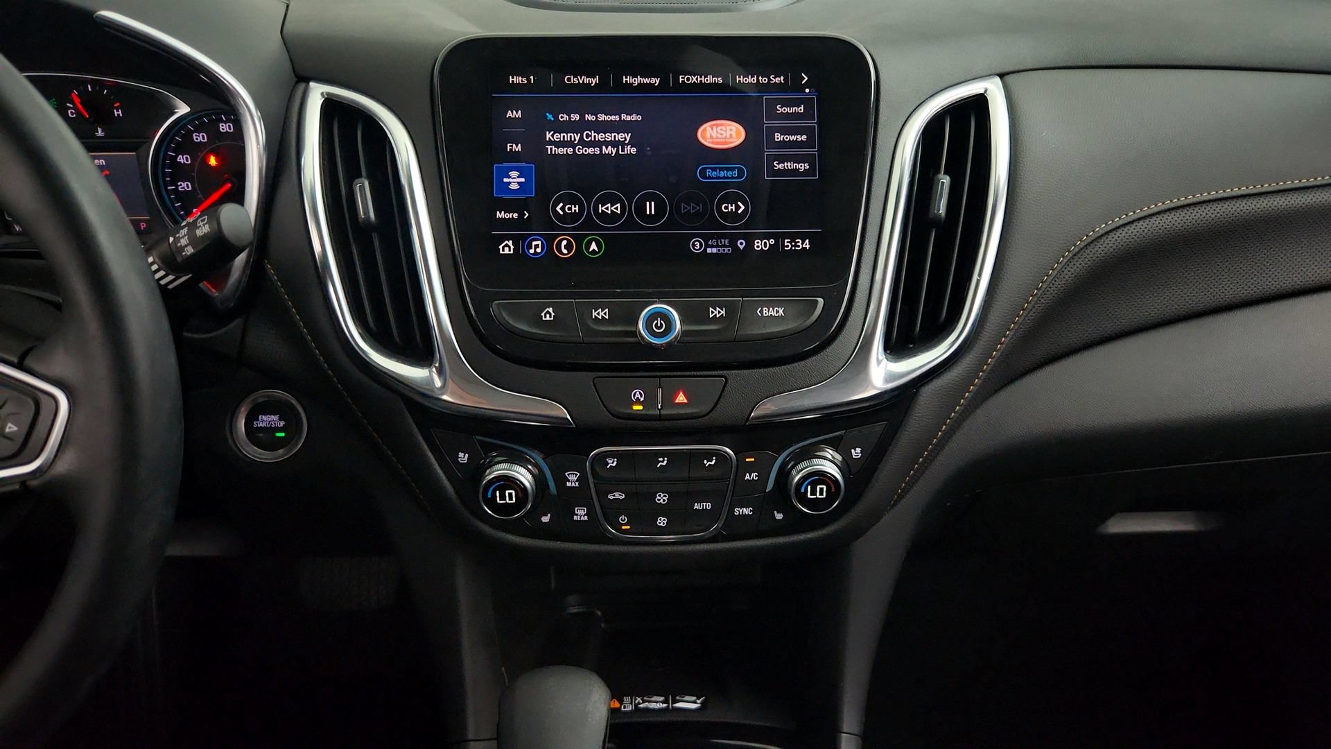 Used 2024 Chevrolet Equinox Premier AWD/4WD image 23