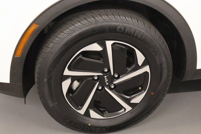 Used 2023 Kia Sportage LX AWD/4WD image 8