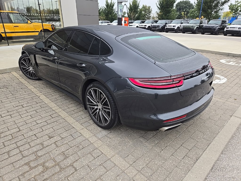 Used 2018 Porsche Panamera 4 AWD/4WD image 7