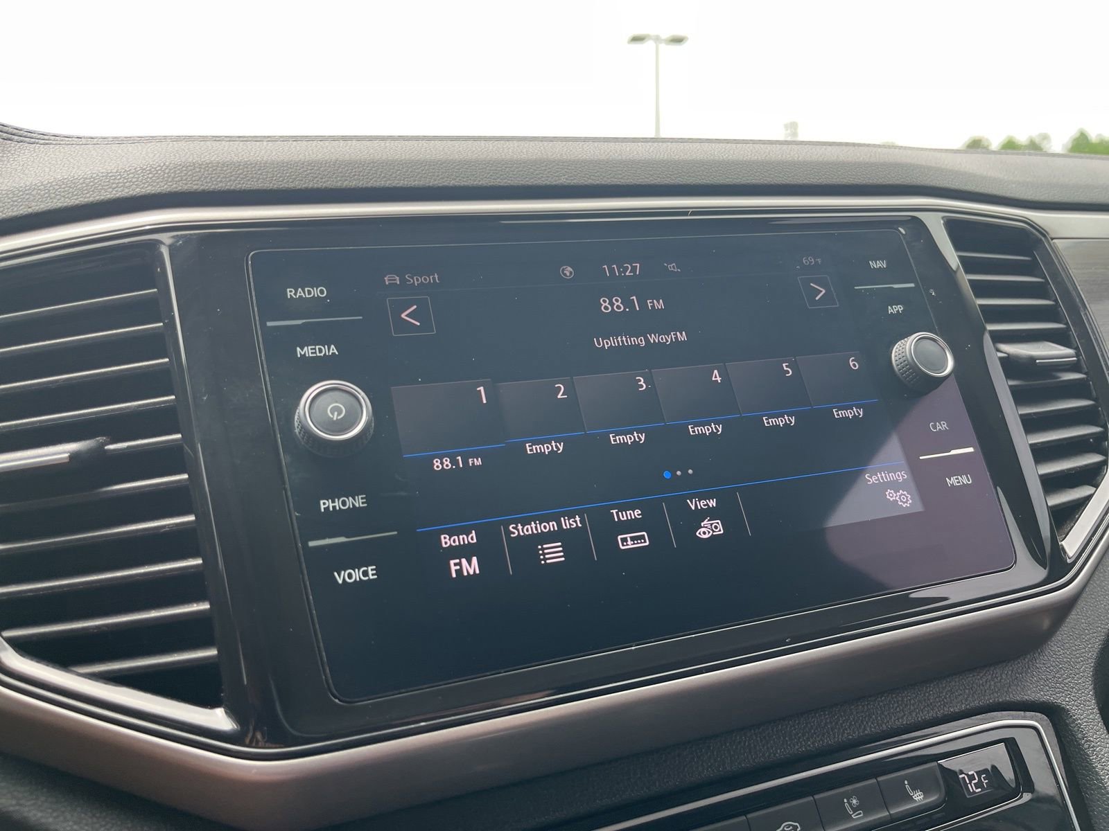 Used 2021 Volkswagen Atlas SEL Premium AWD/4WD image 25