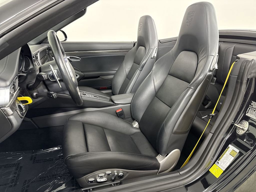 Certified 2015 Porsche 911 Turbo AWD/4WD image 5