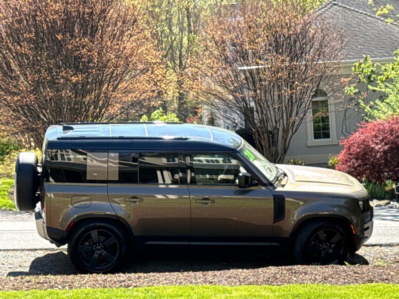 Used 2020 Land Rover Defender 110 S image 56