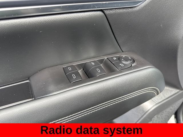 Used 2025 GMC Terrain Elevation AWD/4WD image 16