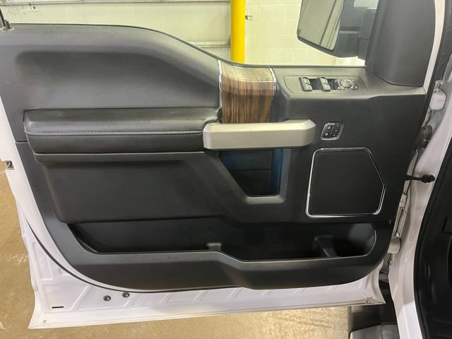 Used 2019 Ford F150 Lariat image 13