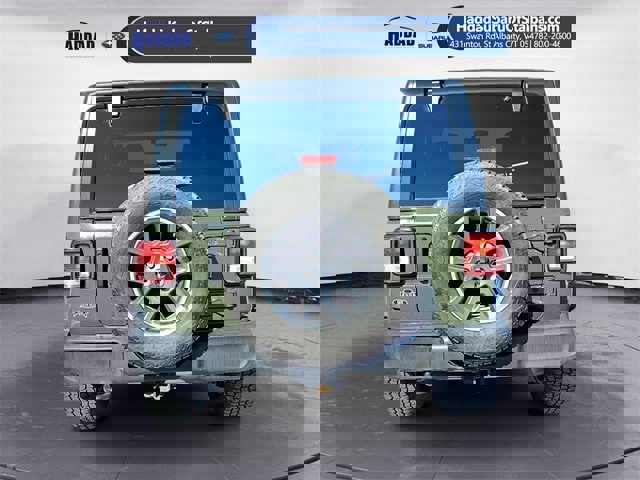 Used 2021 Jeep Wrangler Sport image 4