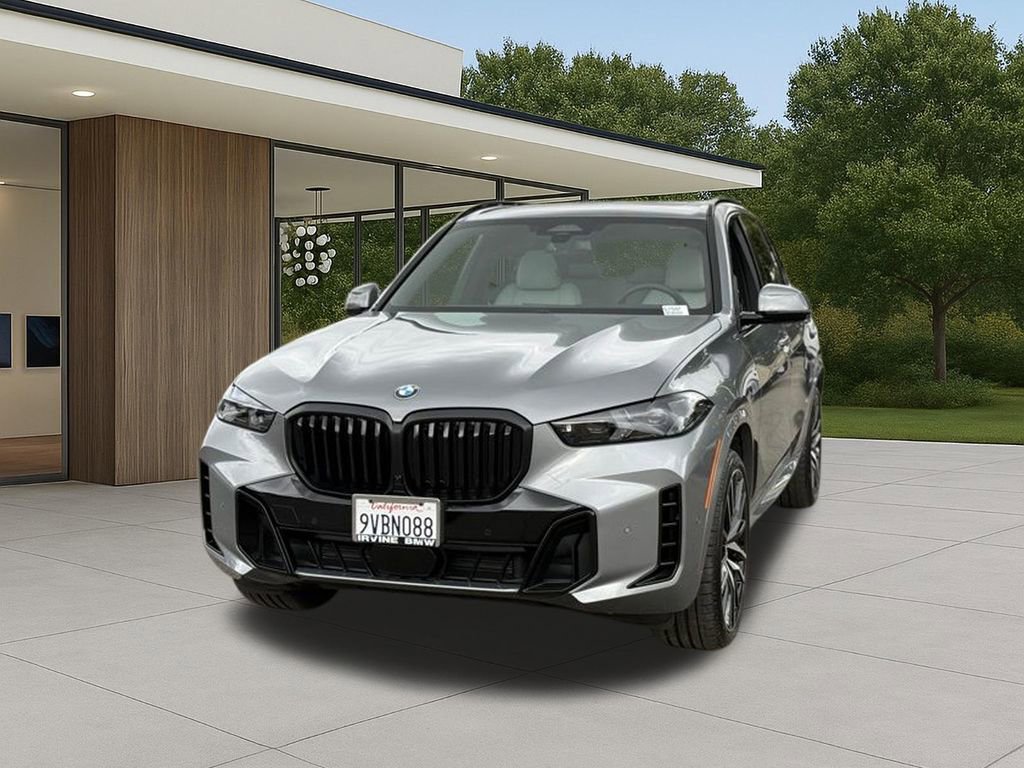Used 2026 BMW X5 sDrive40i w/ M Sport Package image 3