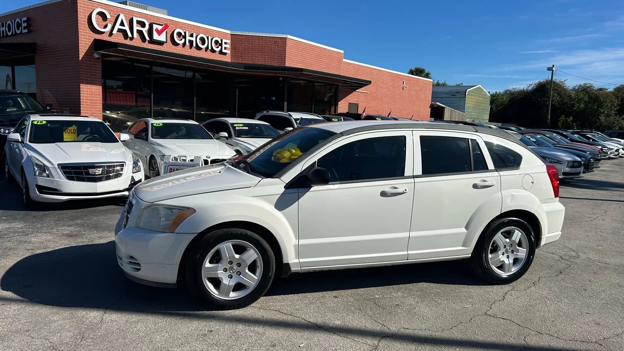 Used 2009 Dodge Caliber SXT image 2
