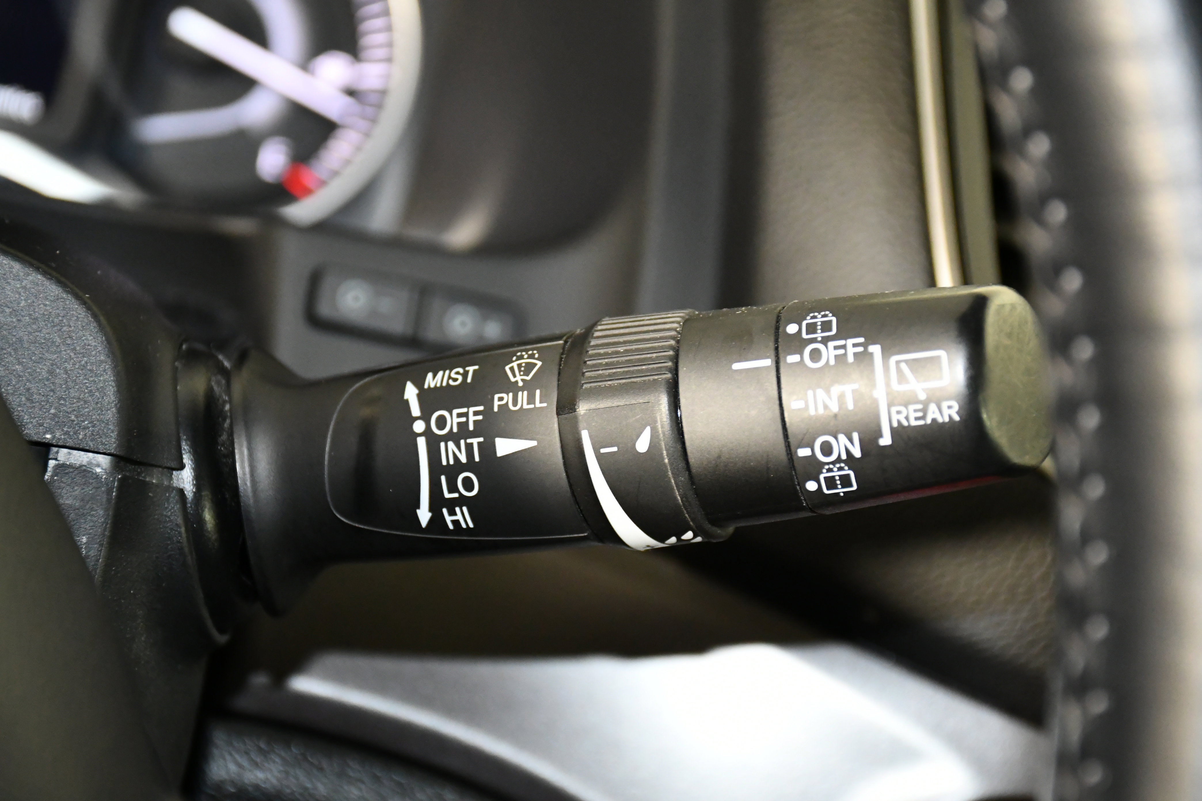 Used 2023 Honda Passport EX-L image 24