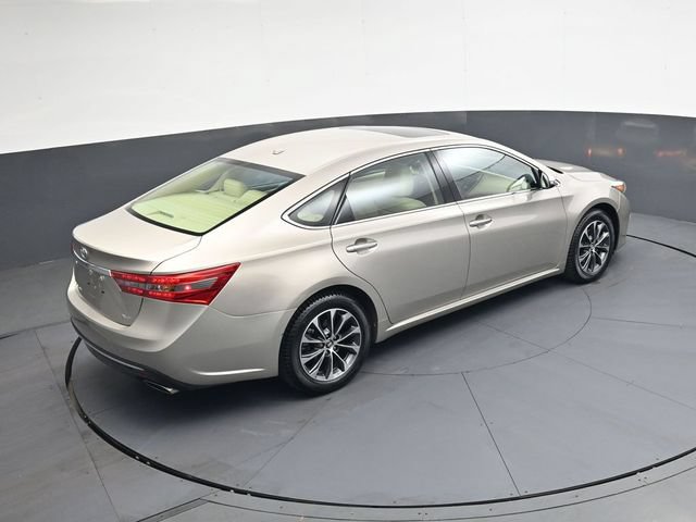Used 2016 Toyota Avalon XLE Premium FWD image 24