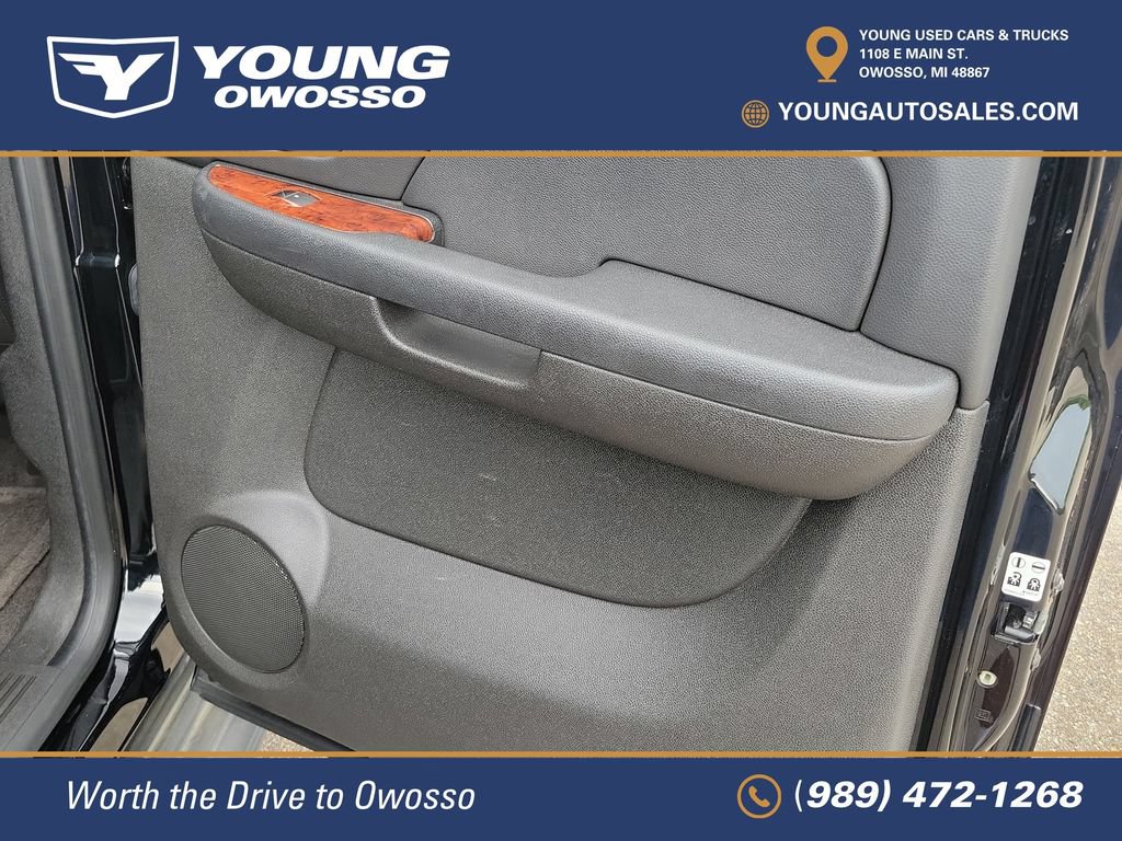 Used 2013 Chevrolet Avalanche LT w/ All-Star Edition AWD/4WD image 23