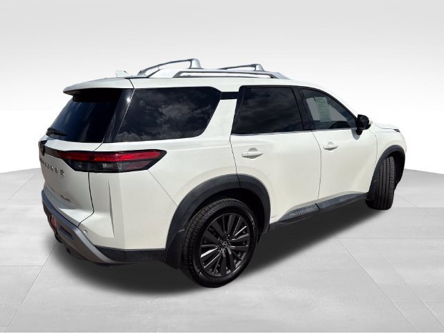 Certified 2023 Nissan Pathfinder SL w/ SL Premium Package AWD/4WD image 8