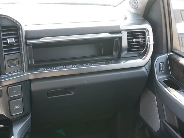 Used 2024 Ford F250 Lariat w/ Sport Appearance Package AWD/4WD image 25