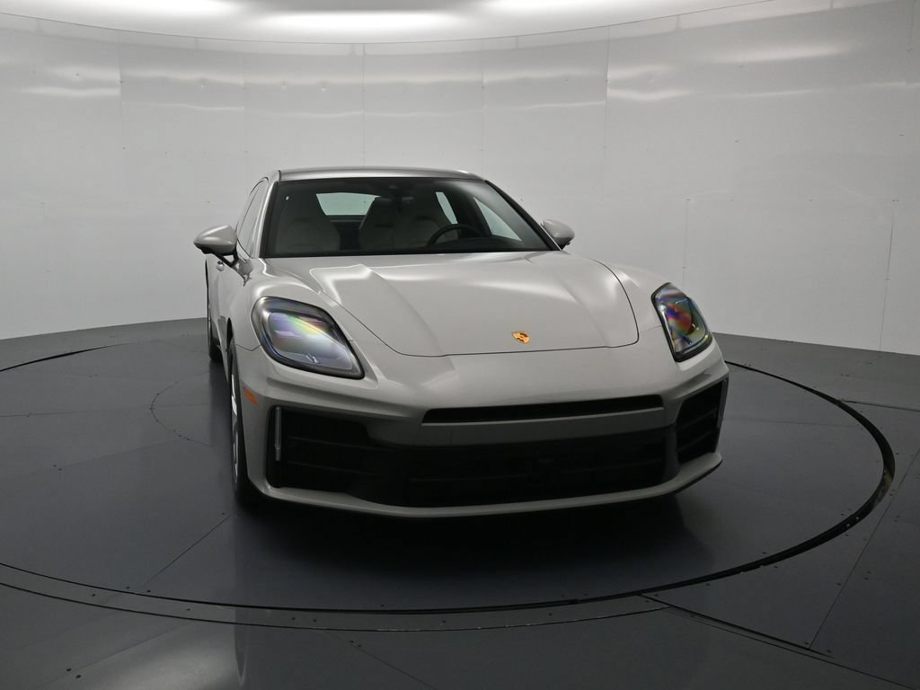 Certified 2026 Porsche Panamera image 33