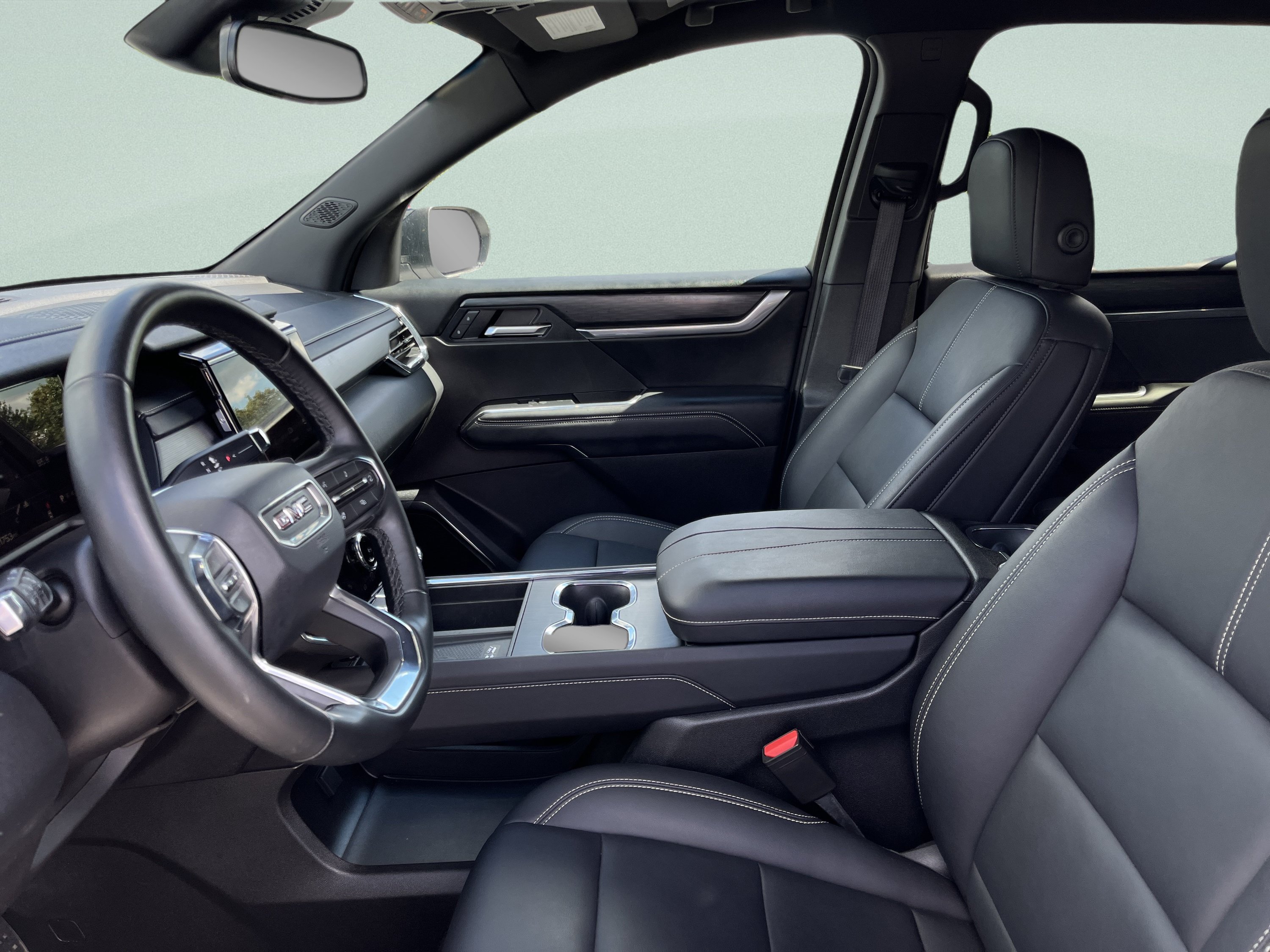 Used 2025 GMC Acadia Elevation w/ Elevation Premium Package AWD/4WD image 13
